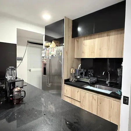 Apartamento Amoblado Cerca A La Terminal *